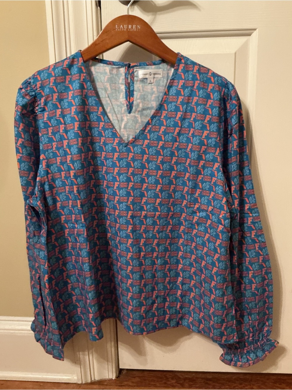 UF Gators CHOMP Women's L Blue & Orange All Over Print V-Neck Long Sleeve Blouse